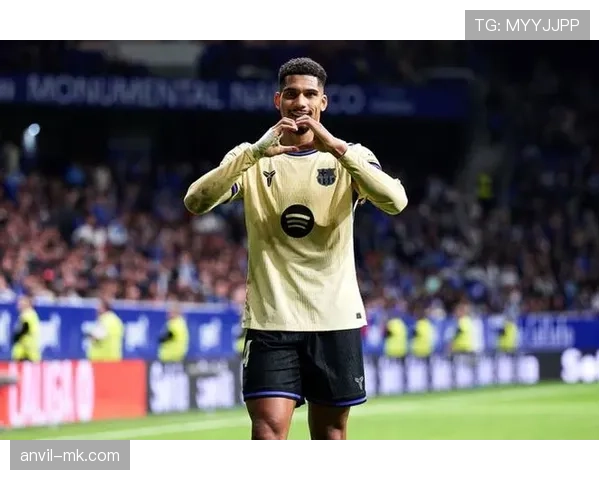 阿劳霍诠释防守核心价值：铸就球队成功之路引关注