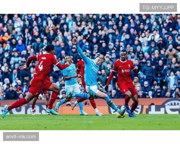 里尔本赛季进攻数据表现稳健，场均射正与关键传球数持续提升